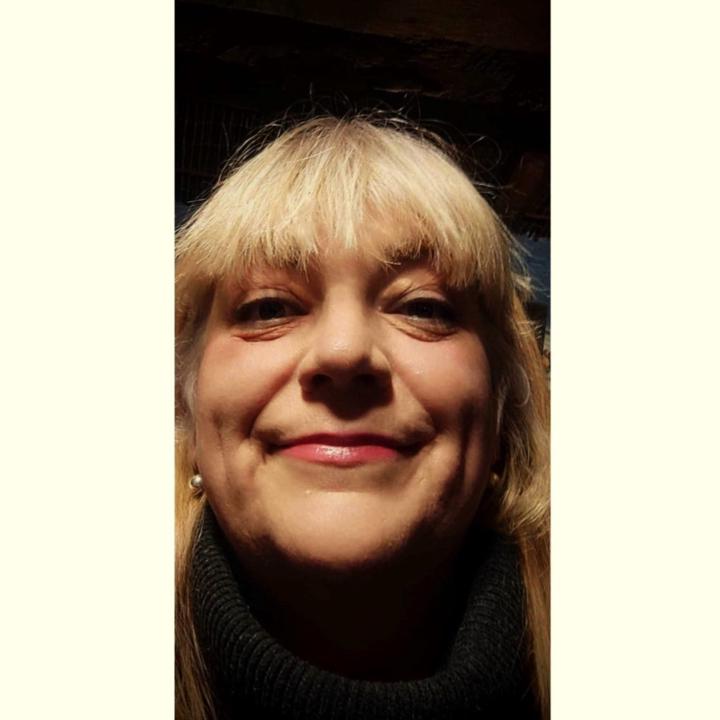 Невена Русинова