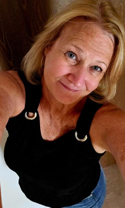 Christine MacDuff