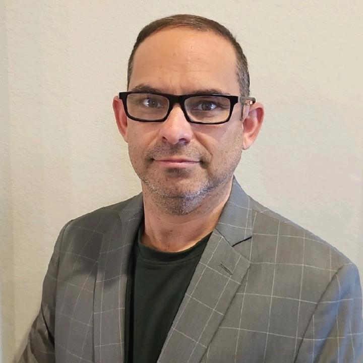 Carlos Suarez