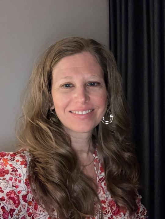 Jennifer DeYoung