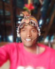Clive Lesuyai