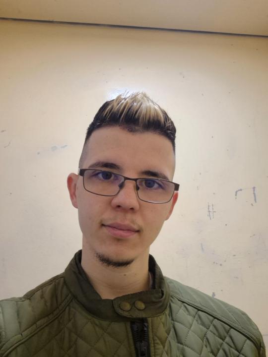 Mike Plósz