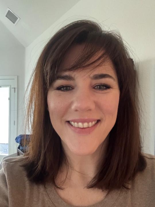 Lauren Lindauer Lindauer