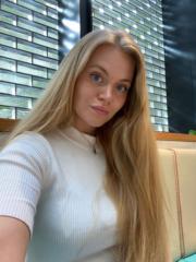 White more Sophia