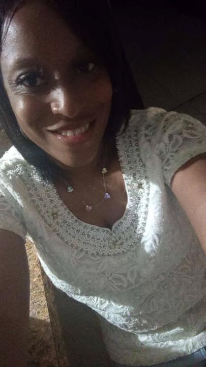 Nikia Henderson