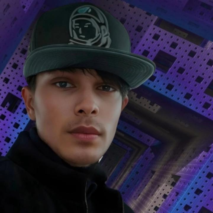 Lucas Hunter