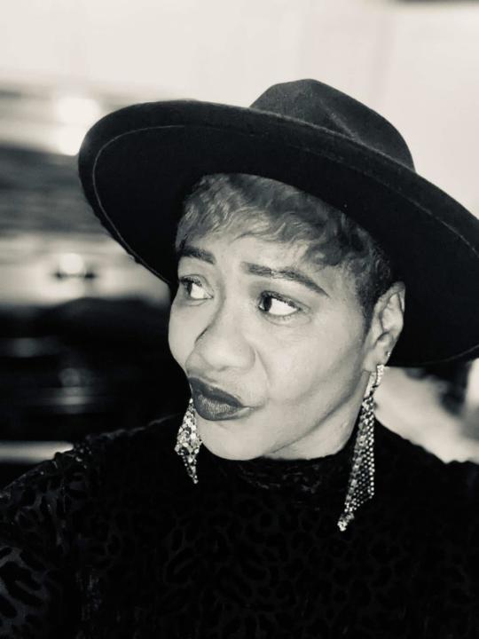 Angela M Mitchell