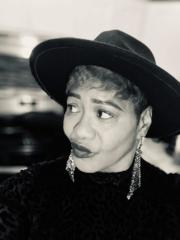 Angela M Mitchell