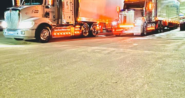 Trucking snapper