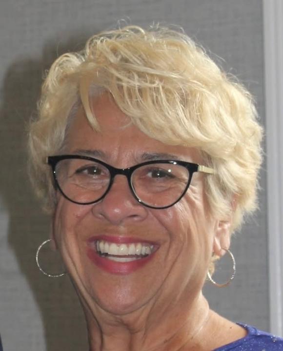 Claudia Bowles