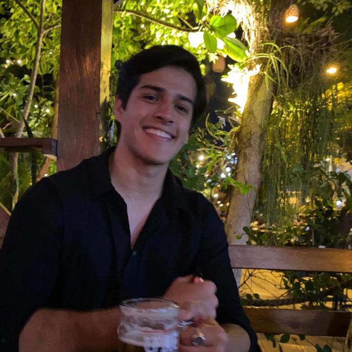Frank sebastián Bass Werner Marquez