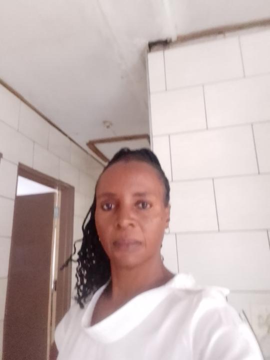 Linda Sesenyi