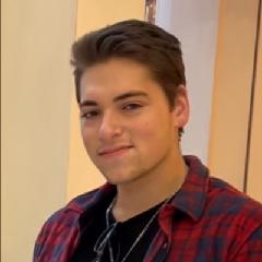 Cole DeChellis