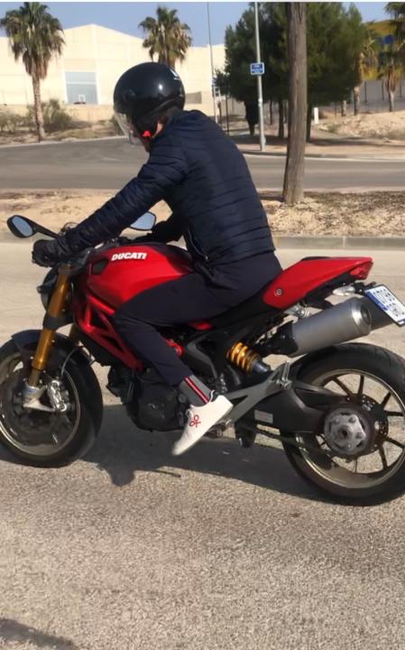 Alberto Martín Valenzuela