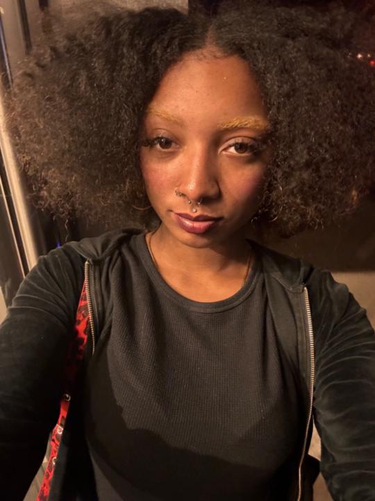 Indya C