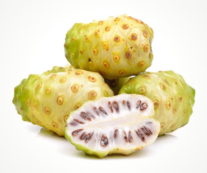 🌺 Noni: The Tropical Fruit That Restores and Revives
