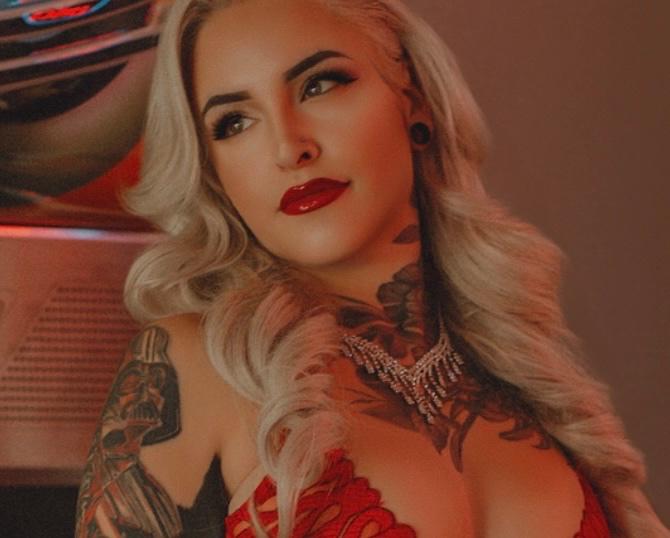 Nichole Gossenberger