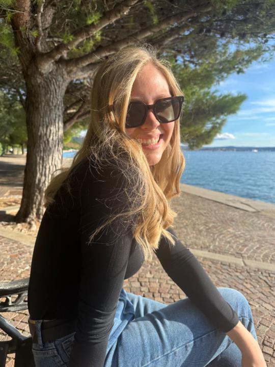 Anna Oveglia