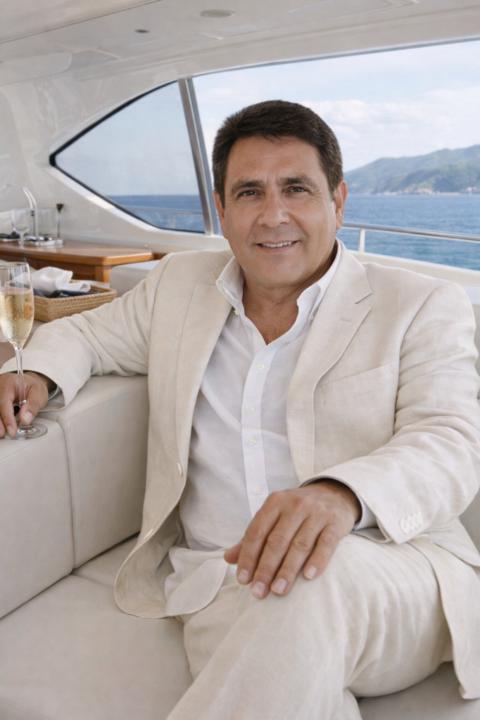 Omar Fuentes Flores