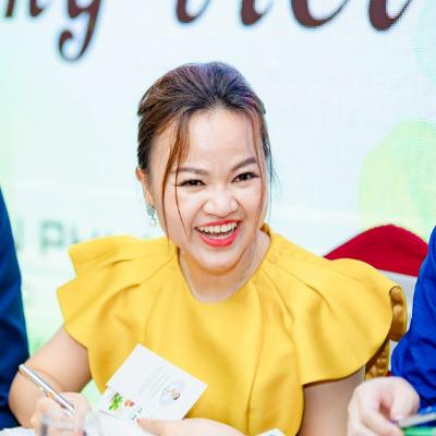 Phụng Lê Thị Minh