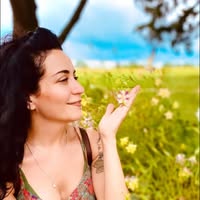 Nadia Di