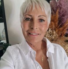Carolyn Harvey
