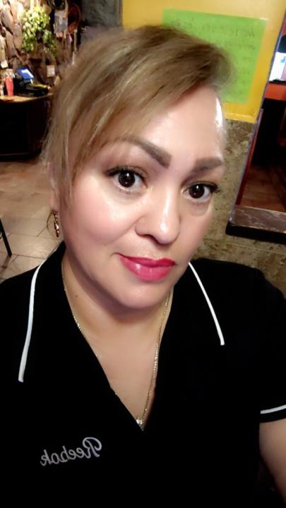 Deliag Flores