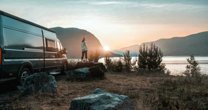 CAMPERVANLIFEFORFAMILYOF4