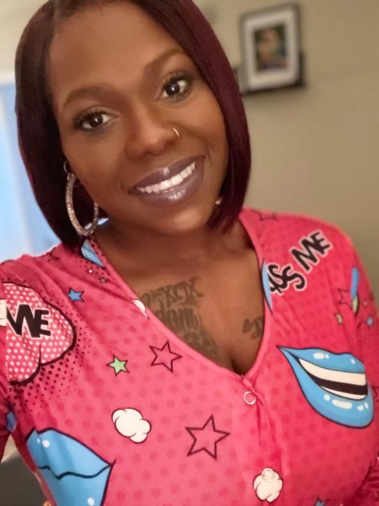 Niya Larae
