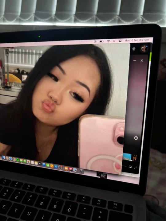 Novia Xu
