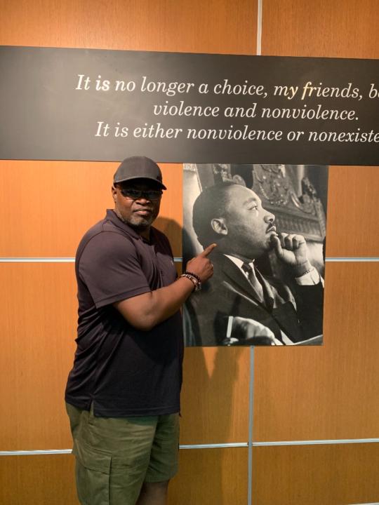 Gregory B Curry Sr