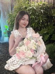 Hằng Mira