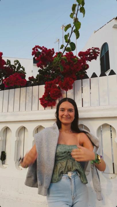 Daniela Sánchez capitas