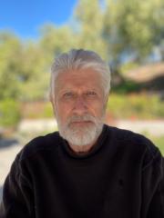 Keith Izett