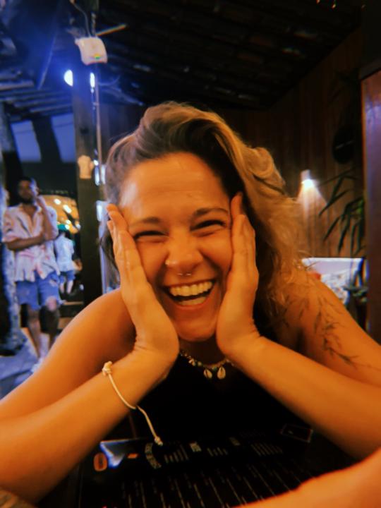 Lara Seni