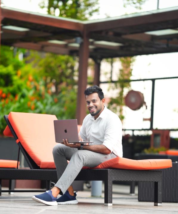 Akhil Vista