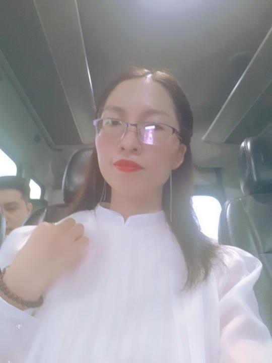 Thu Hà Luôn Yêu Thương