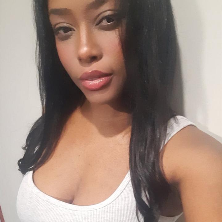 Celine R