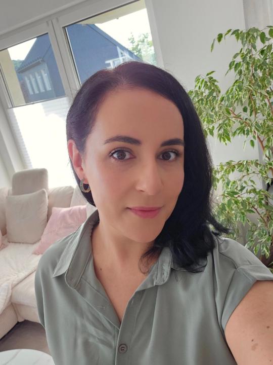 Zakia Ea