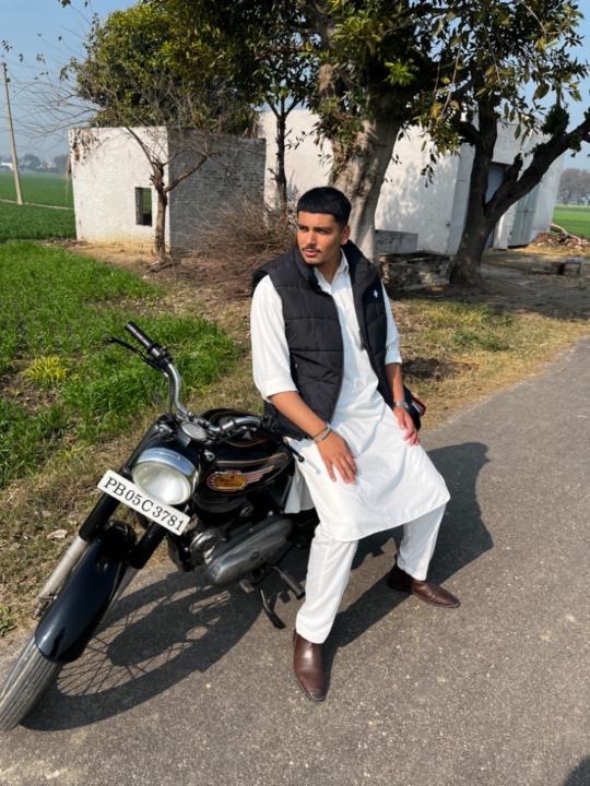 Arman Dhillon