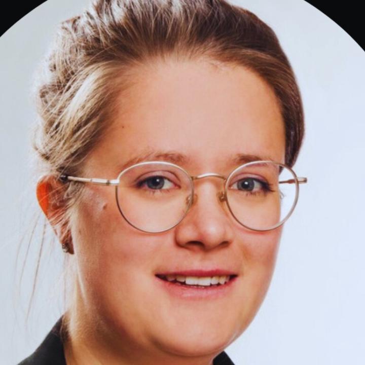 Marie Benedde