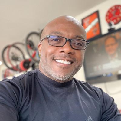 Victor Davis
