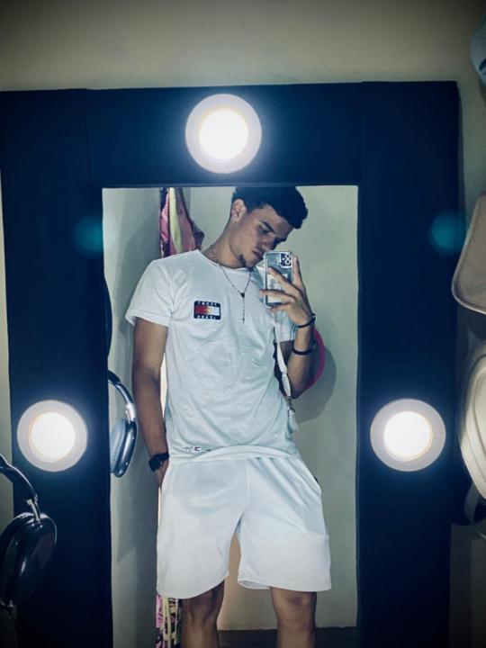 Alexander Alexander Luna