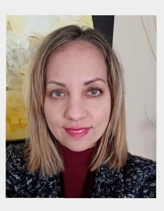 Esther Navarro