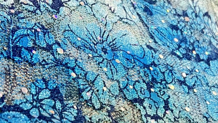 I’m wondering about this fabric insert ….