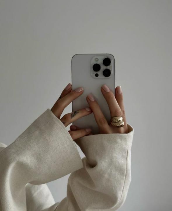 Tiffany Faceless Digital Marketing