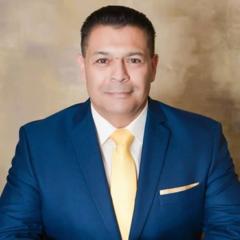Fabian Casarez