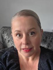 Suzanne Hampson