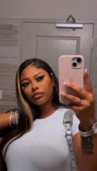 Nia B