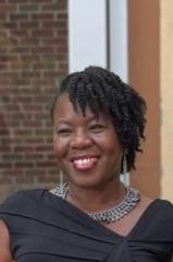Deni  Phyllis Manuel
